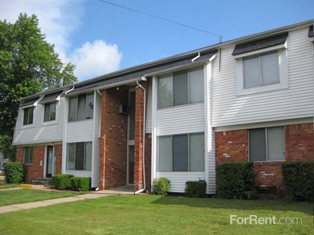 Hines Park Place - Photo 2 of 28