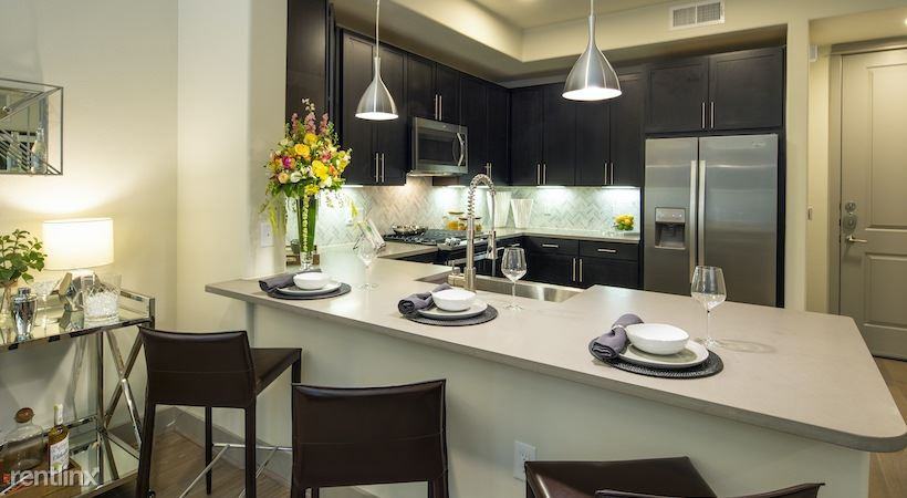 1414 Texas Downtown - Photo 3 of 13