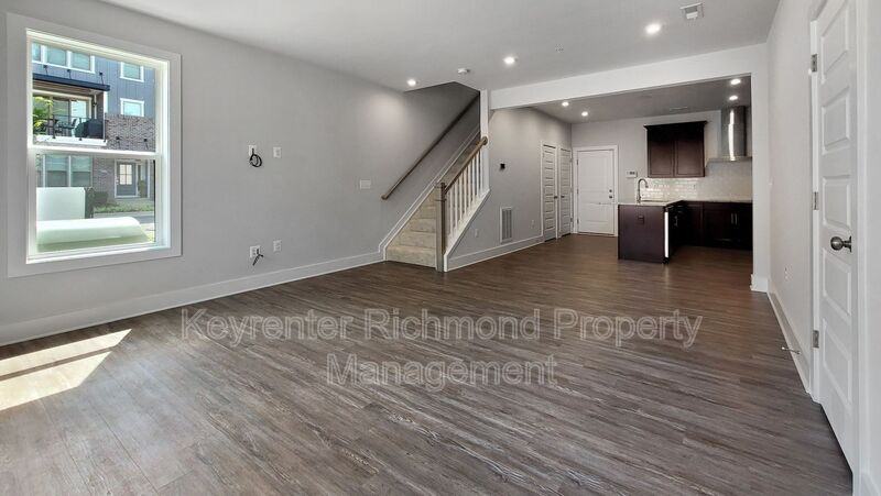 109 Old Charles St #A - Photo 3 of 17