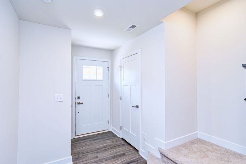 22 Rollins Ave - Photo 3 of 20