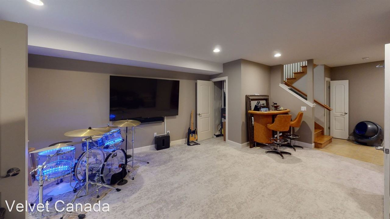 223 E Colfax Ave - Photo 2 of 7