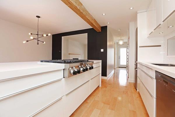 318 Brock Avenue - Photo 3 of 17