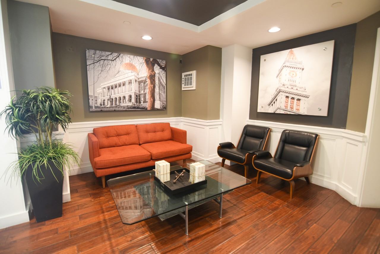 1440 Beacon St #111 - Photo 4 of 6