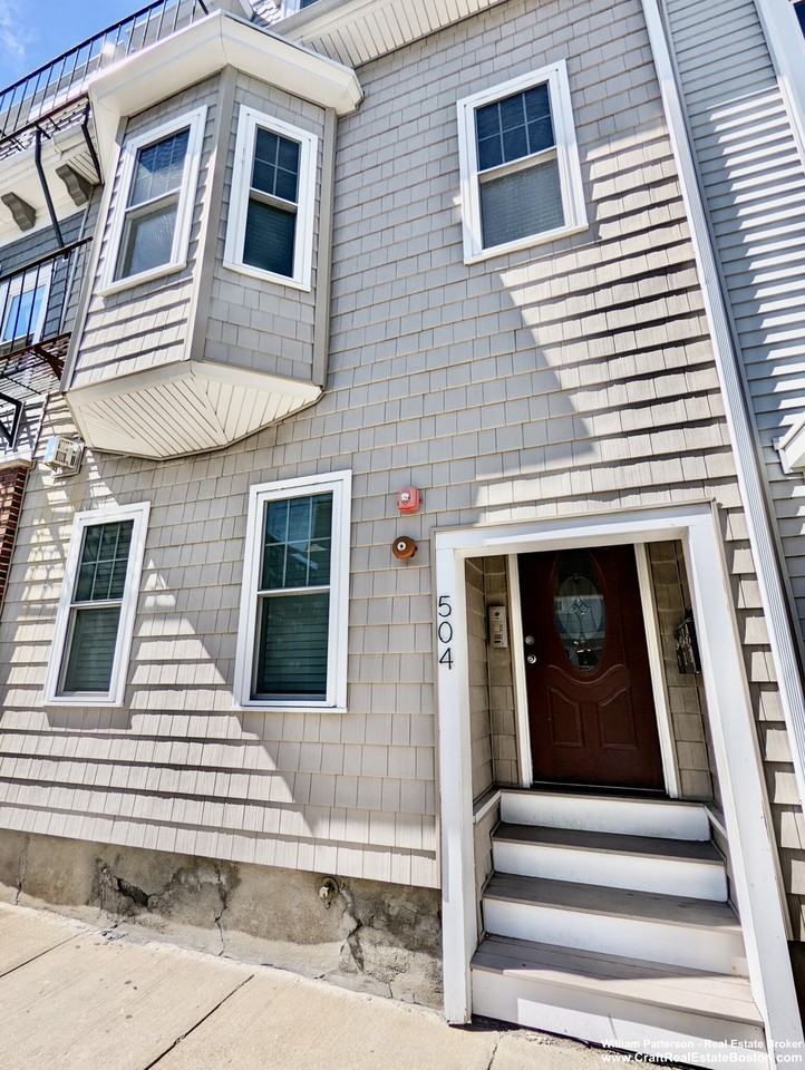 504 E 8th St #3 - Photo 2 of 40