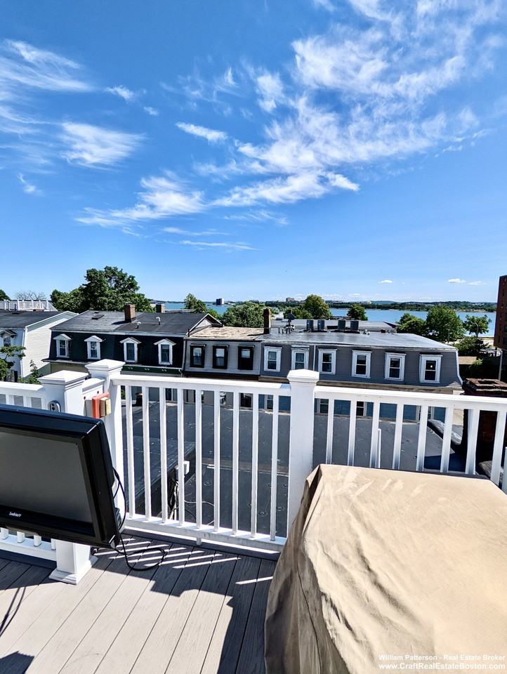 504 E 8th St #3 - Photo 5 of 40