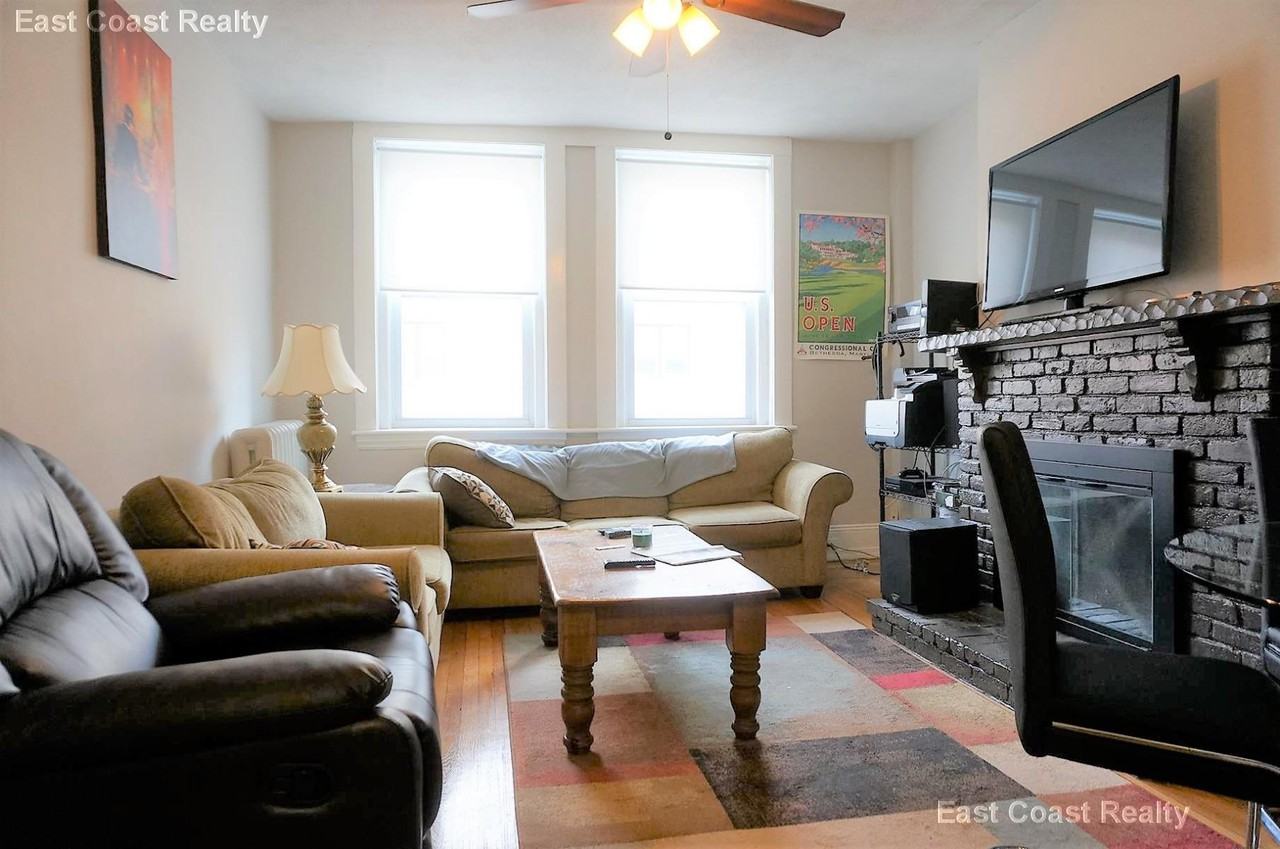 146 Chiswick Rd #3 - Photo 3 of 25