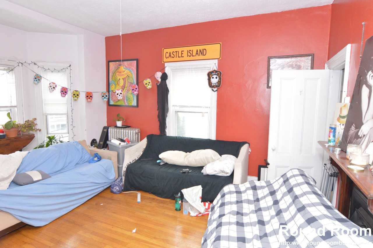 35 Linden St #2 - Photo 7 of 15