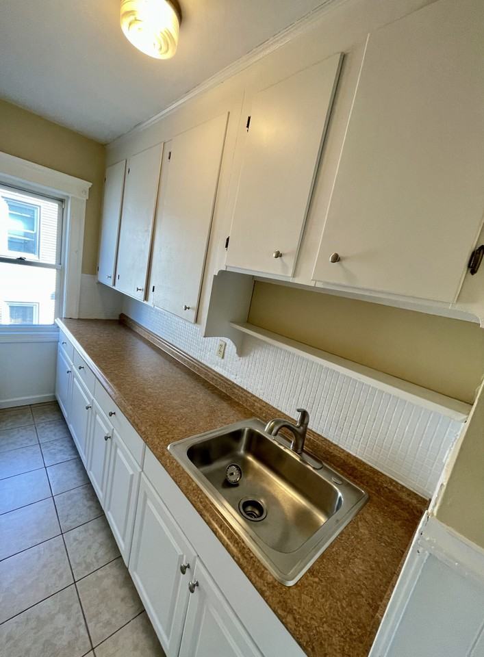 Prentice St #3 - Photo 6 of 6