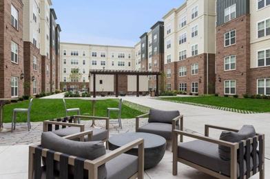 University Edge - 155 Cascade Blvd, East Lansing, MI 48912 - Apartment ...