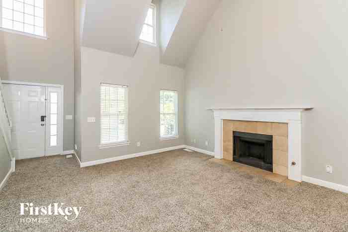 2630 Argo Dr Se - Photo 3 of 15