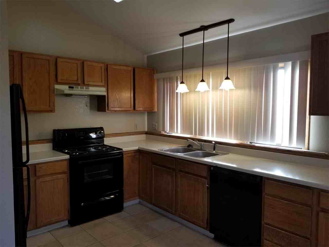 5 N Yellowstone Ave #1 - Photo 4 of 14