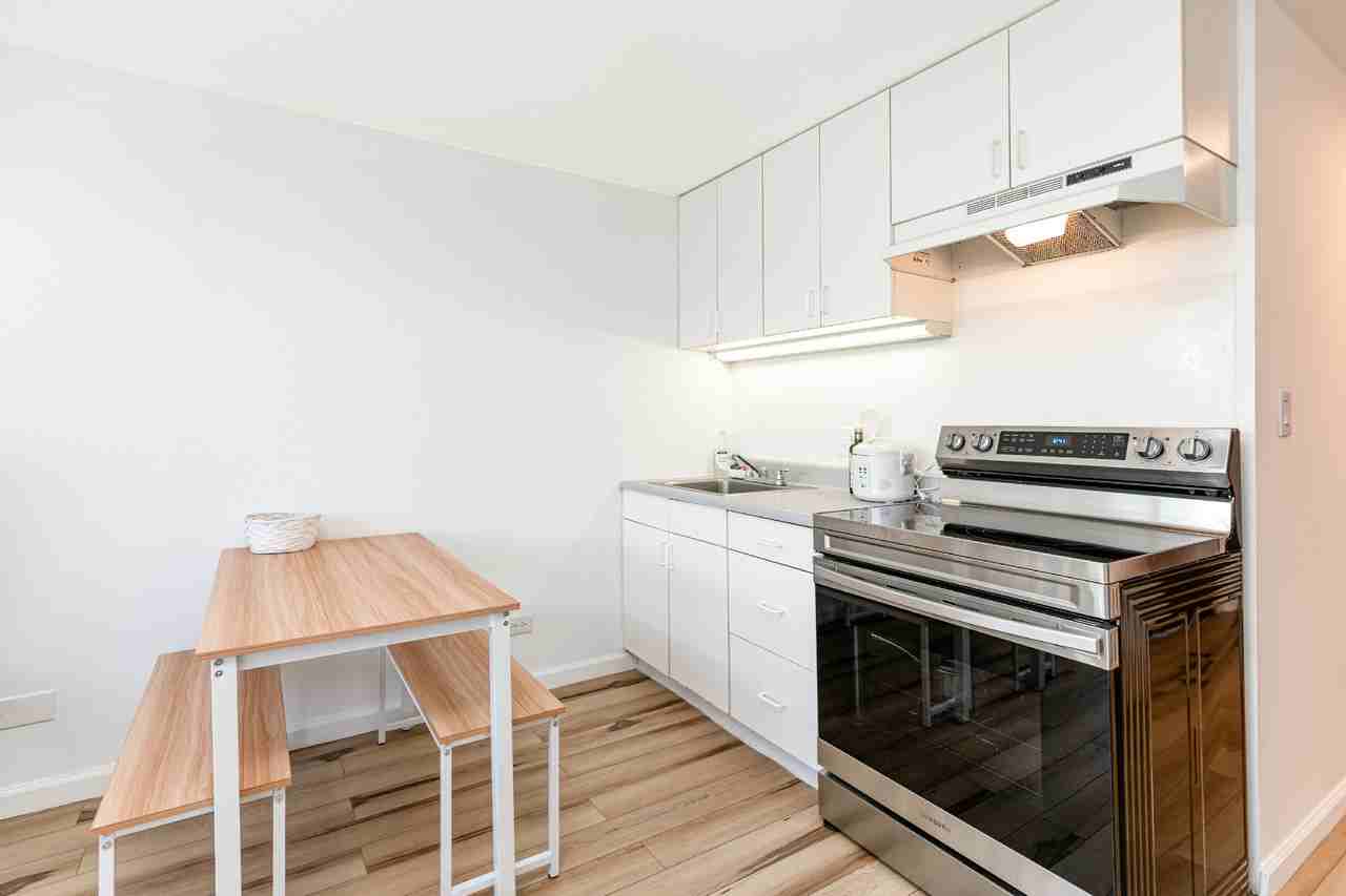 2211 Ala Wai Blvd #1 - Photo 5 of 17