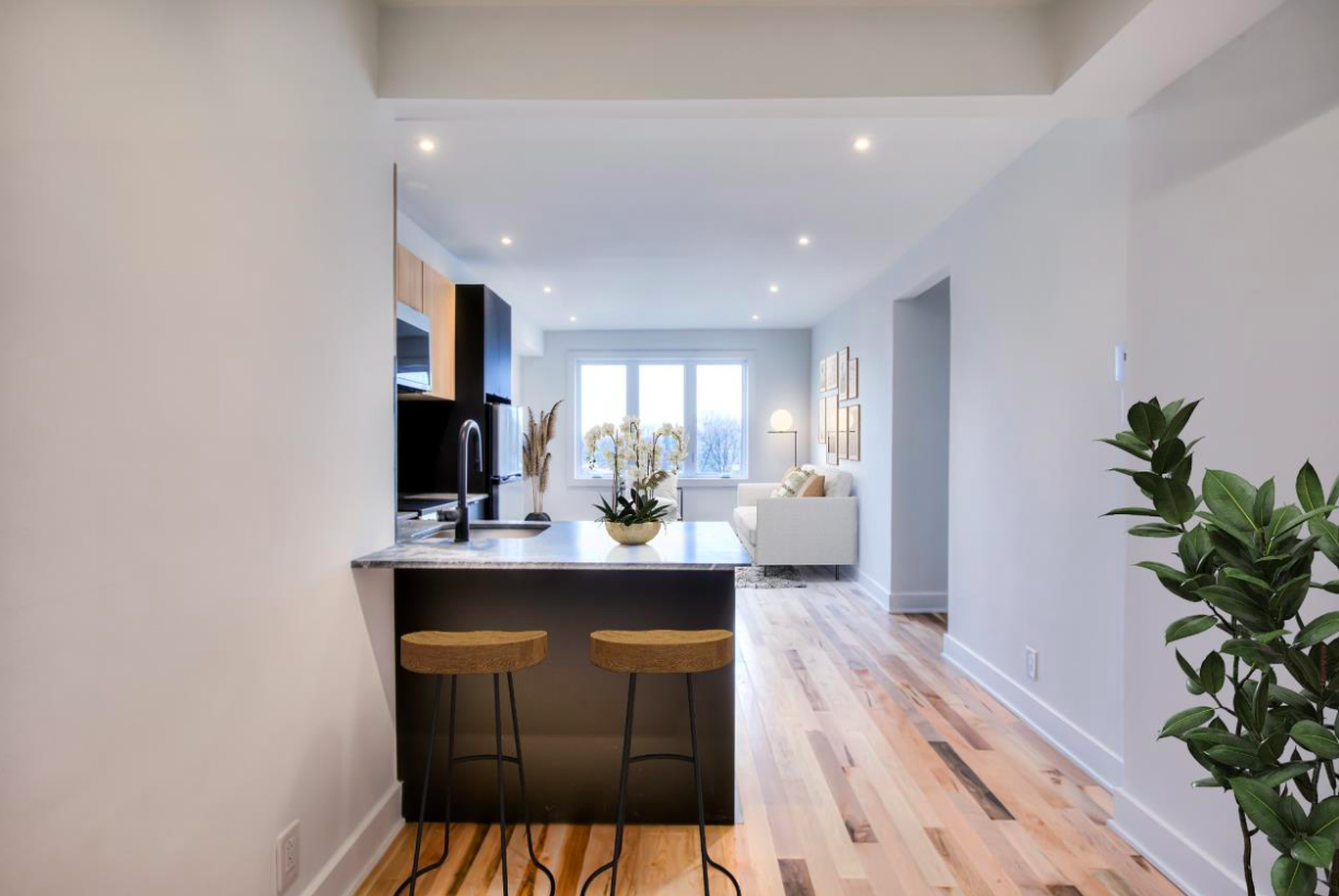 4965 Côte StLuc Apartments 7423 Ch De La CôteSaintLuc, Côte Saint