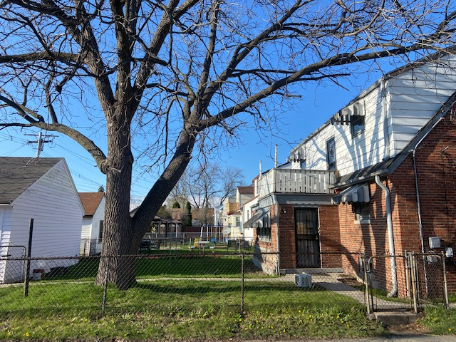 4023A N 48th St #2 - Photo 3 of 4