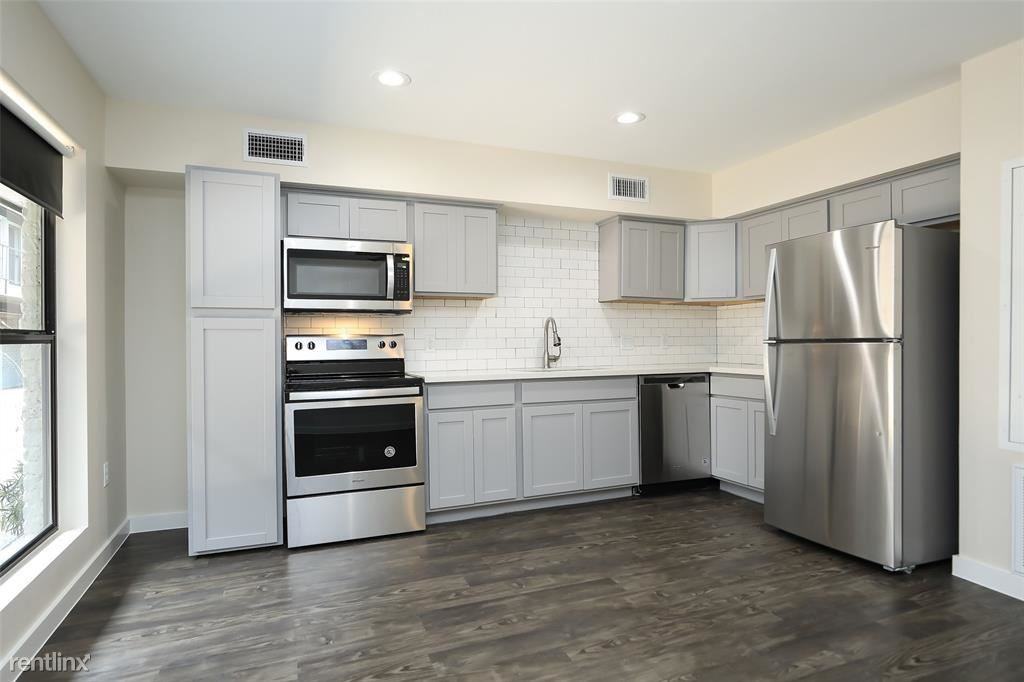 5504 La Branch St - Photo 2 of 7