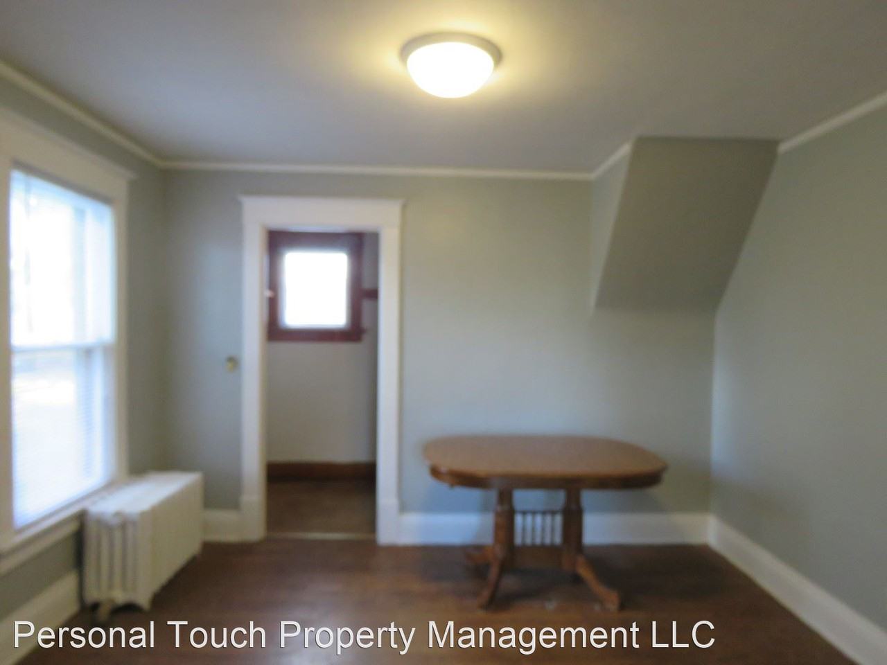 728 8th St N - Photo 2 of 19