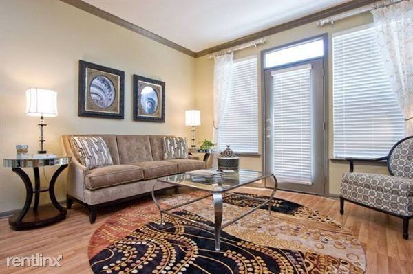 2011 Red River St #D274 - Photo 2 of 5