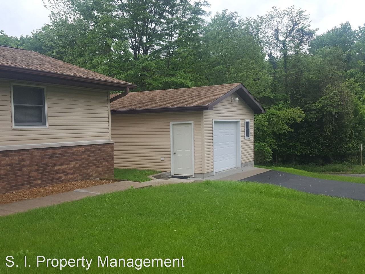 1084 Cedar Creek Rd - Photo 2 of 6