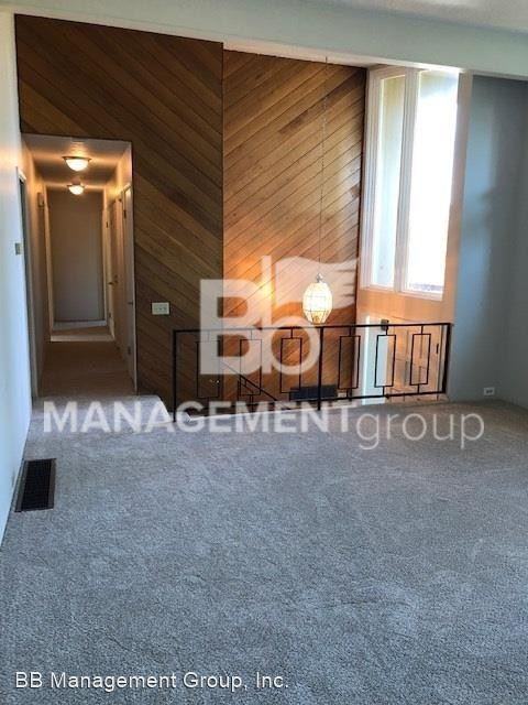 1640 Aspen St - Photo 3 of 26