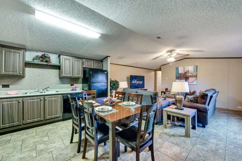 141 141 Weaver Circle - Photo 3 of 5