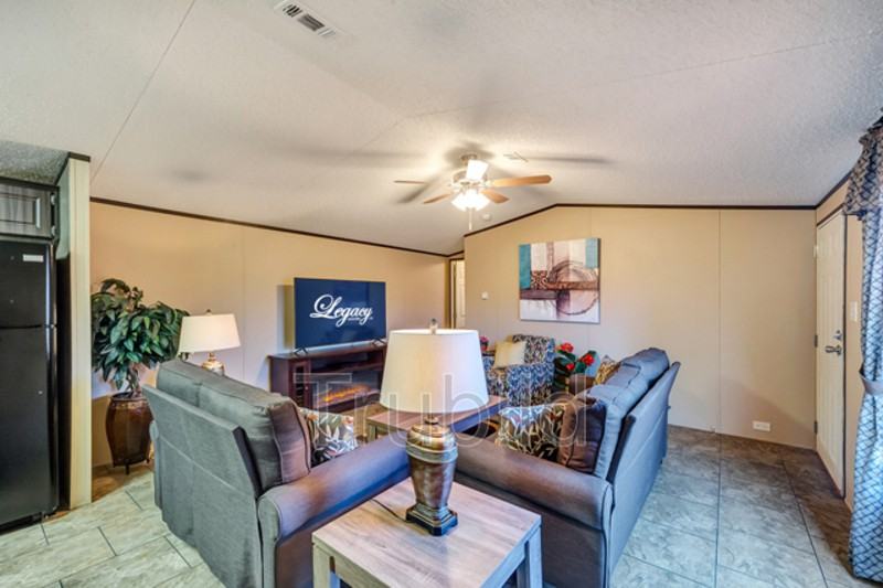 168 168 Weaver Circle - Photo 2 of 6