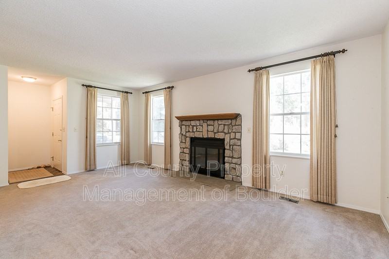 3839 Paseo Del Prado - Photo 4 of 19