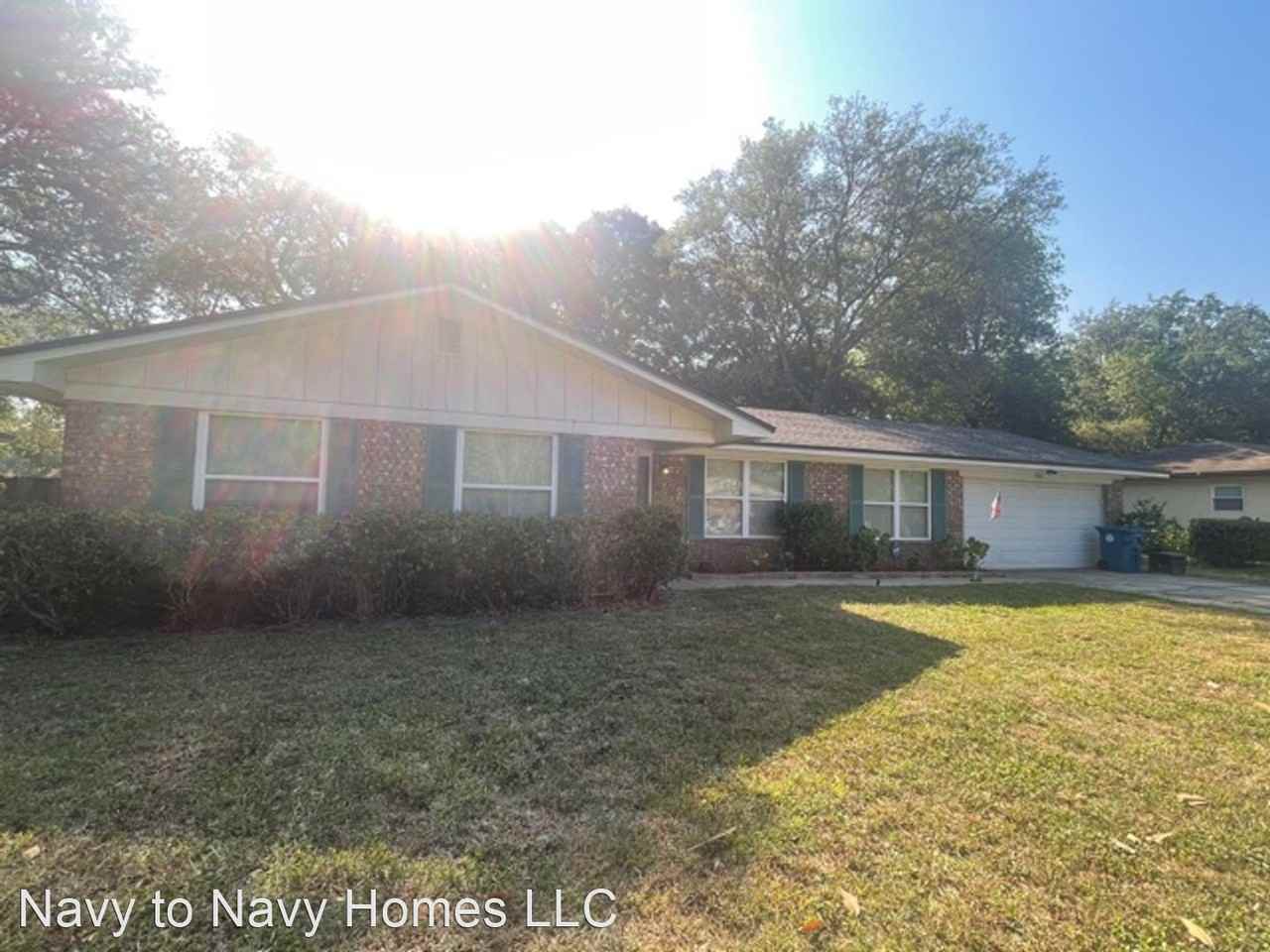 3983 Post Oak Rd N - Photo 3 of 14