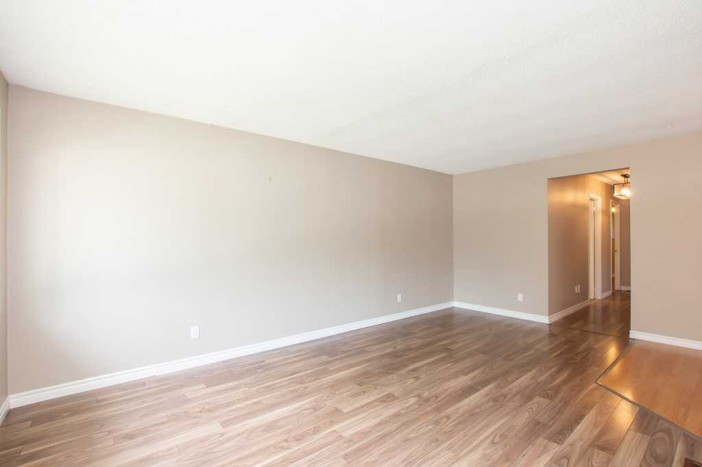 10 Wallace Street - Photo 2 of 19