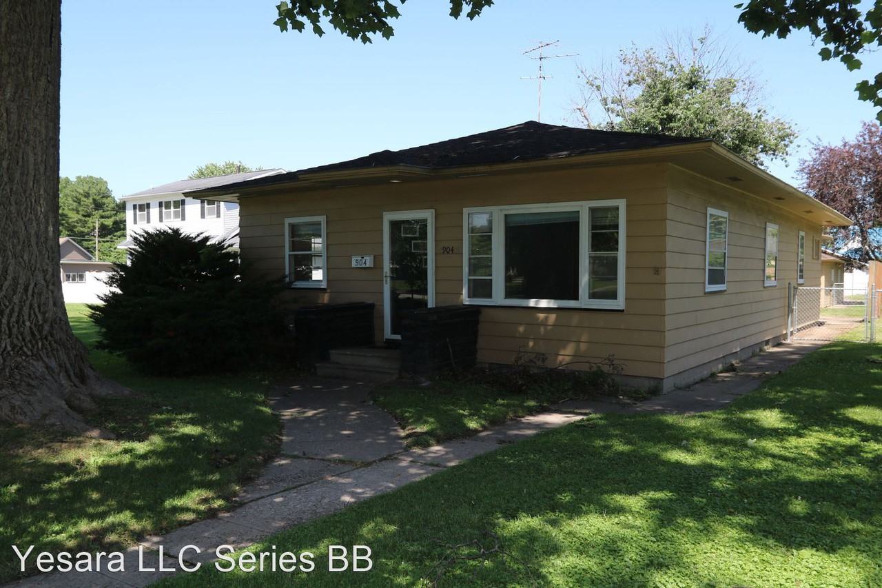 904 S Starr Ave, Burlington, IA 52601, USA - 1 unit Rental | Zumper