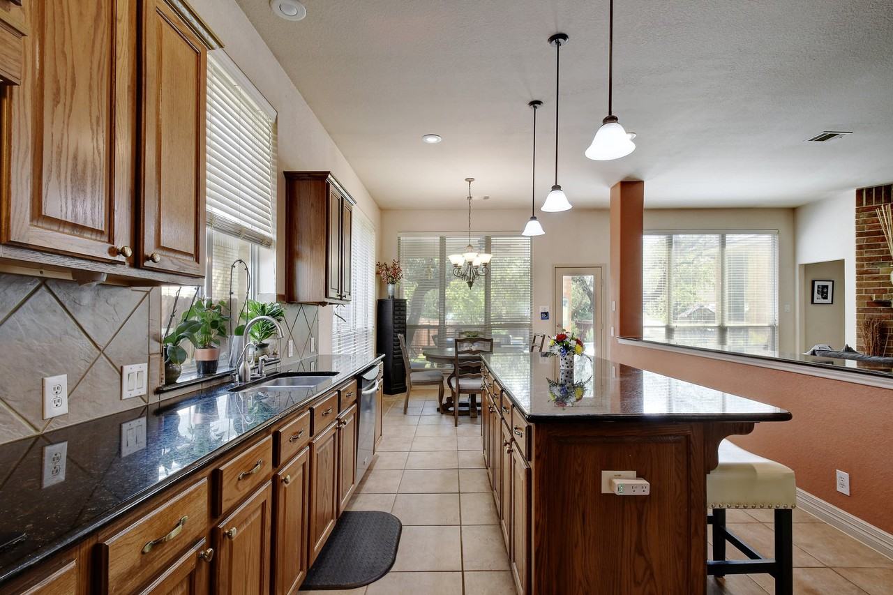 15814 Hachita Blanco - Photo 7 of 30