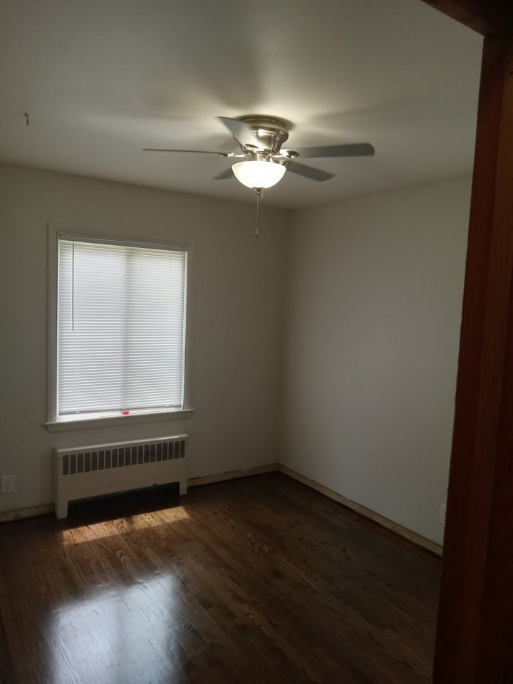 1981 W Villard Ave - Photo 2 of 6