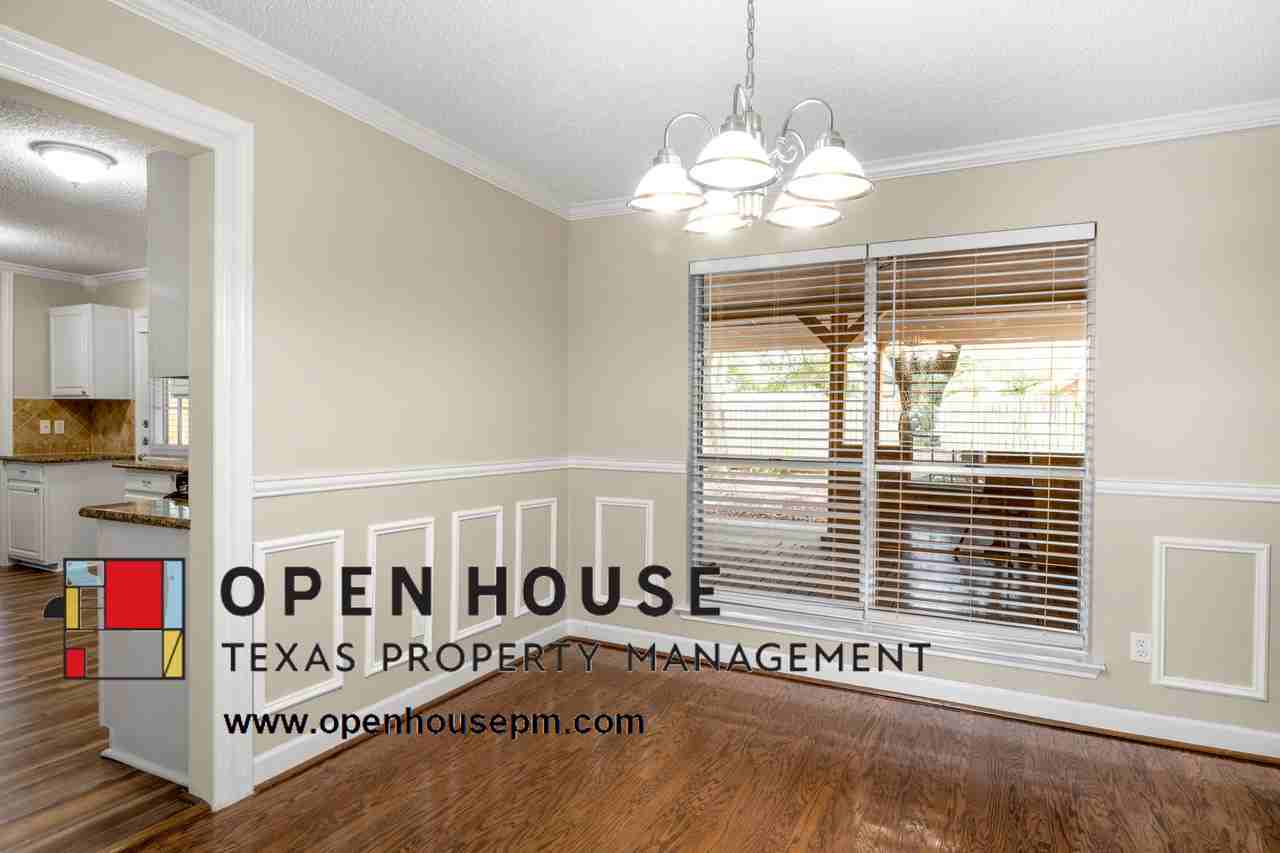1014 Cheyenne Meadows Dr - Photo 3 of 9