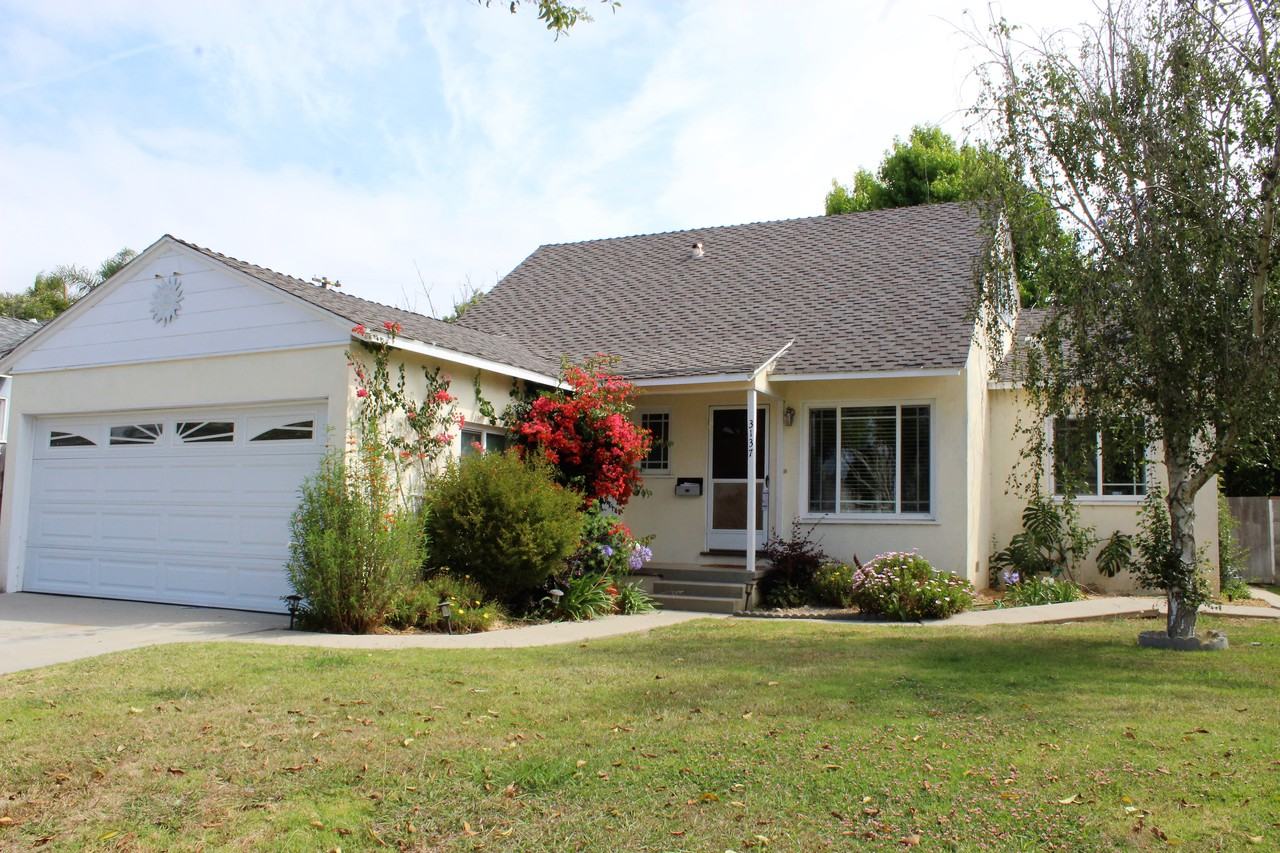 3137 Strathmore Dr - Photo 4 of 35