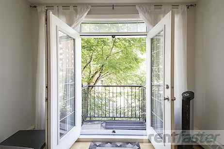 1000 15 Ave Sw - Photo 3 of 22