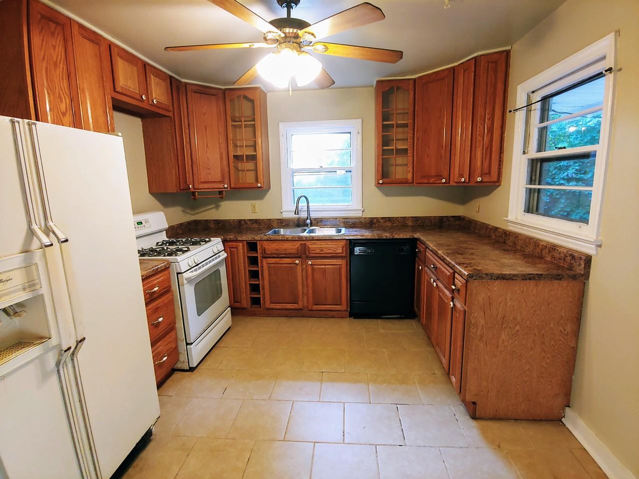 12 Dyches Dr #1 - Photo 4 of 11