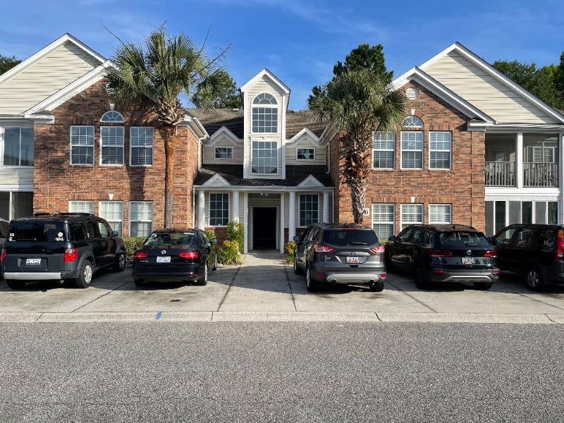 116 Brentwood Dr #H