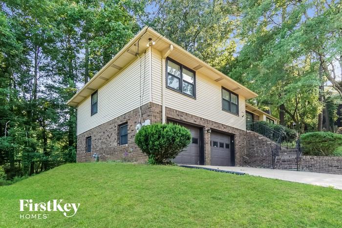 3500 Ridge Crest Dr - Photo 2 of 15