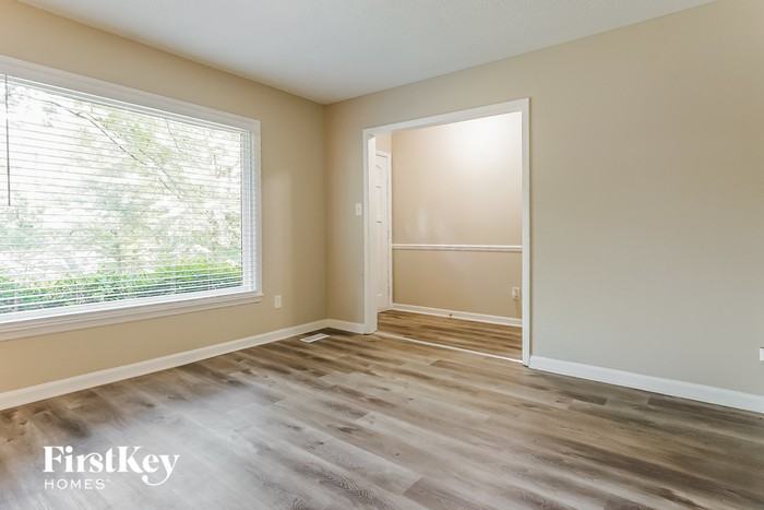 3500 Ridge Crest Dr - Photo 3 of 15