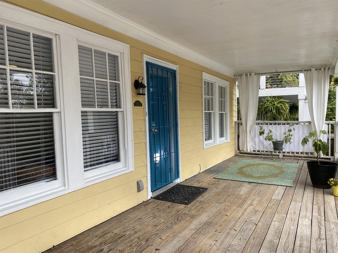 486 Boulevard Place Northeast #1 - Photo 2 of 22