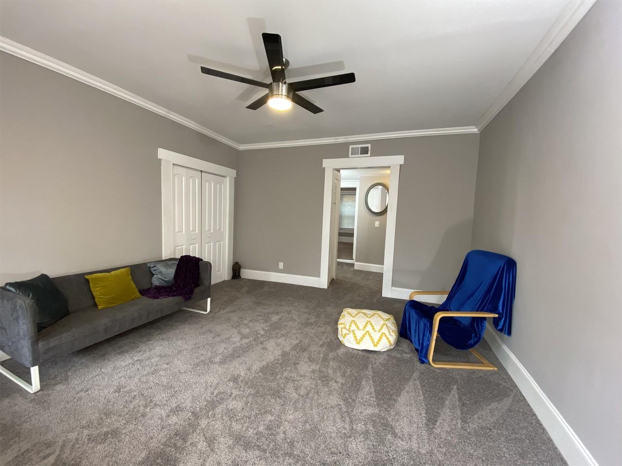 486 Boulevard Place Northeast #1 - Photo 5 of 22