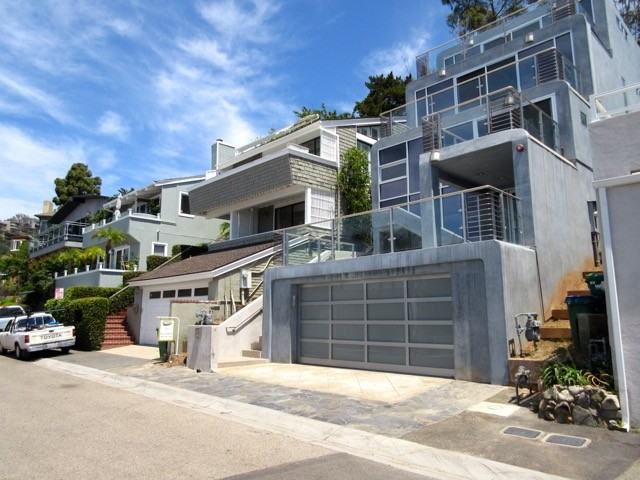 2872 Alexander Rd - Photo 2 of 58