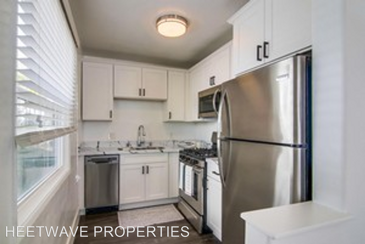 2470-2478 B Street - Photo 2 of 9