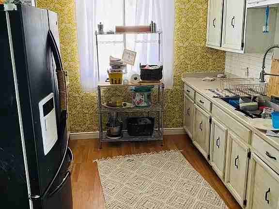 608 E Princeton Ave - Photo 3 of 13