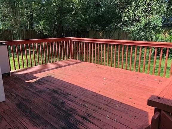 1310 Menna St - Photo 2 of 17