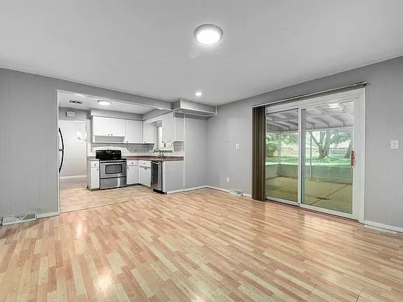 509 Karl Dr - Photo 3 of 10