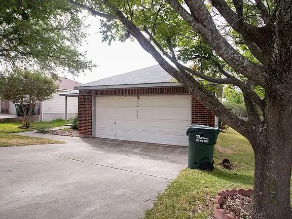 1149 Mira Loma Ln - Photo 2 of 18