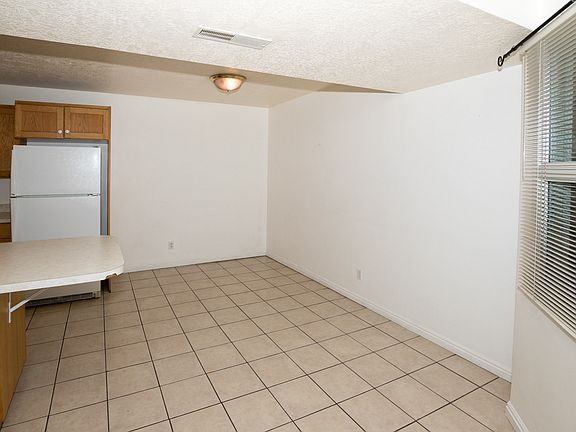 758 S 590 E #Orem - Photo 3 of 43