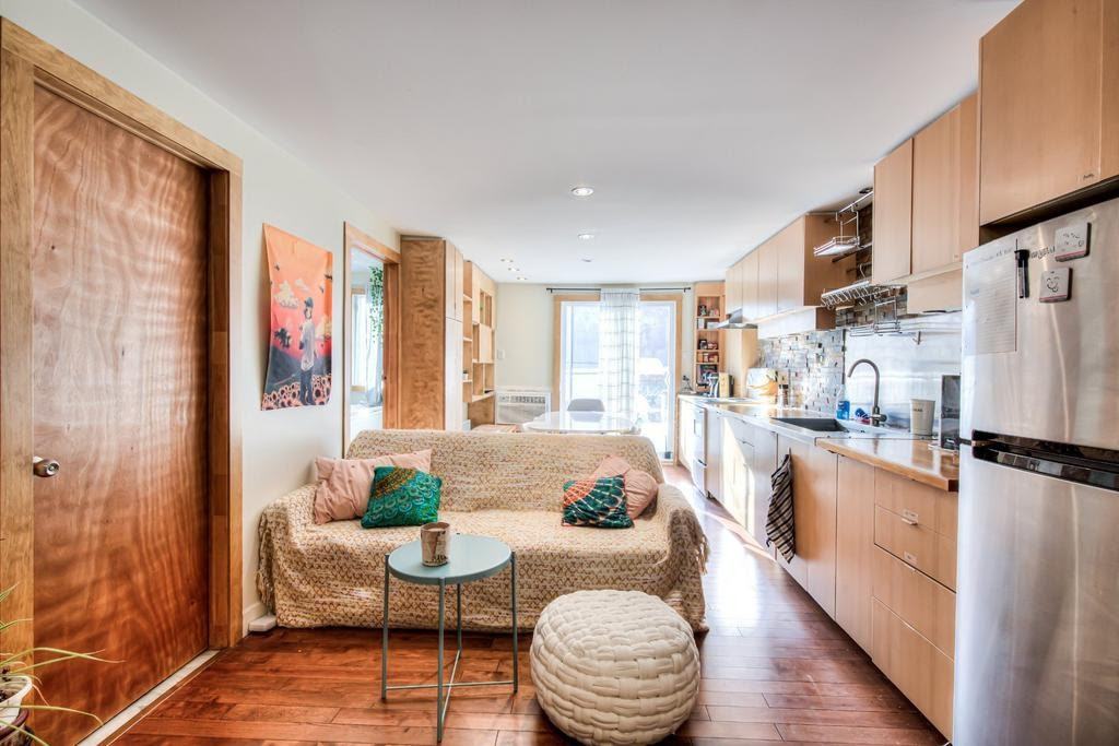 1766G Rue Wolfe - Photo 3 of 16