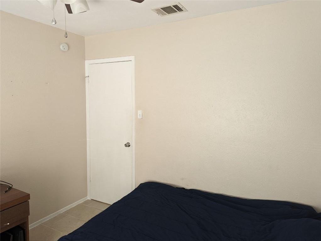 2203 Frontier Trl - Photo 3 of 8