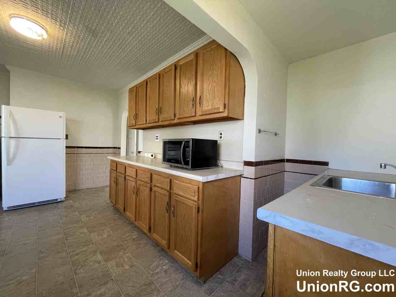 33 Winship St #D - Photo 5 of 21